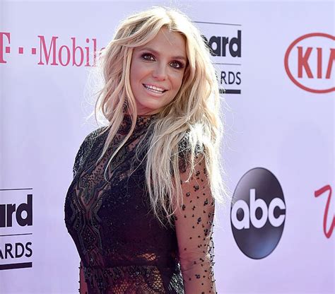 britney spears nude pictures|Britney Spears ditches her bikini in new photos